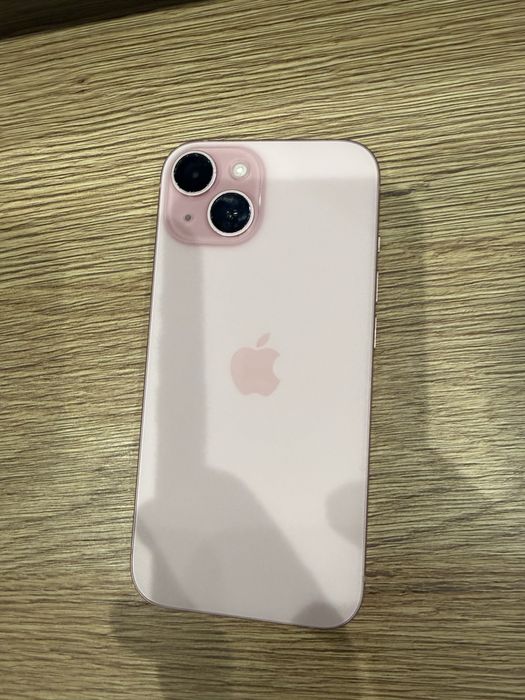 iPhone 15 128gb, розовый