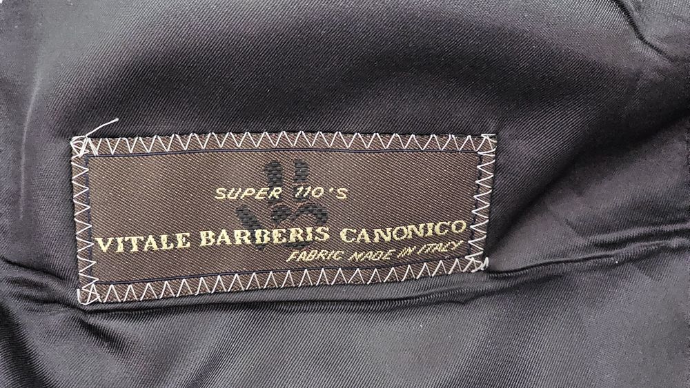 Продам мужской костюм