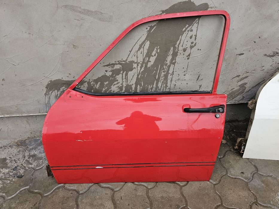 Ușa stânga față Dacia