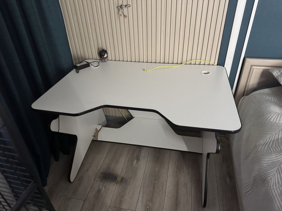 Пролам игровой стол