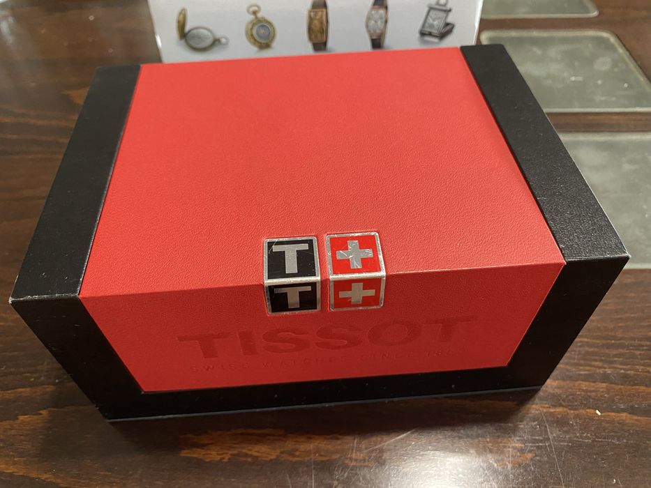 Часовник Tissot PR100