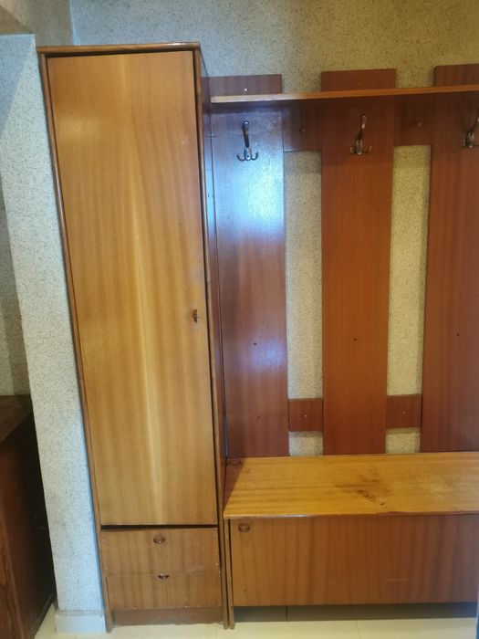 Портманто.Череша масивно дърво.