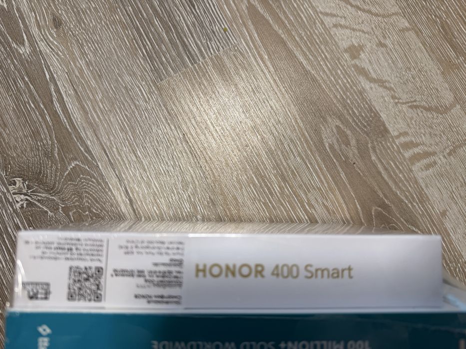 Смартфон Honor 400 smart