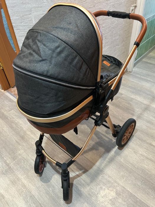 Продам коляску Teknum