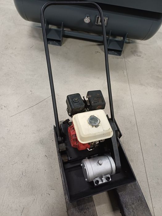 Placa vibranta Evolution Power Tools