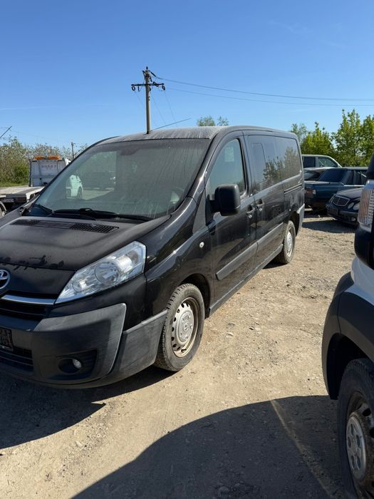 Dezmembrez Toyota Proace  AHZ