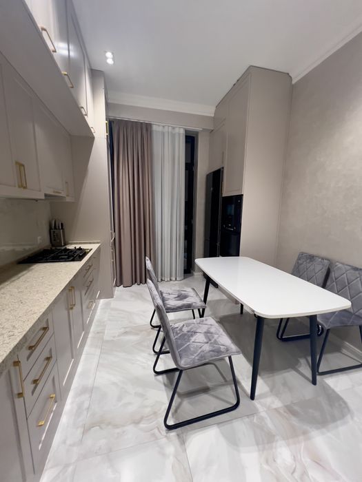 Аренда элитная квартира в центре! Дархан.