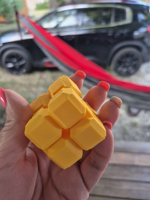 Играчка - 3D отпечатан Безкраен Куб (Infinity Cube) – Антистрес играчка / Fidget Toy 5€