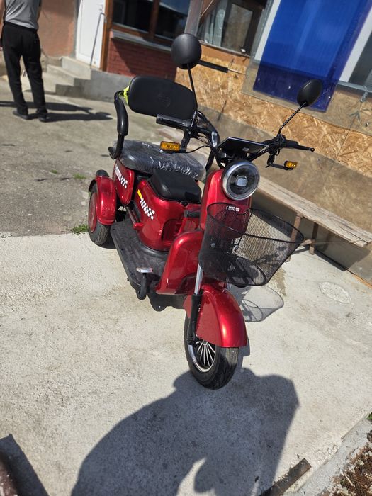 Електрическа триколка