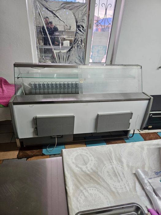 холодильная витрина