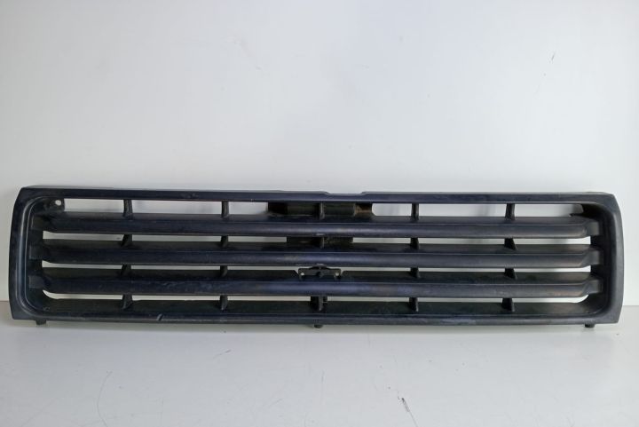 Grila radiator   MB645720/21 Mitsubishi Pajero a 2-a generatie