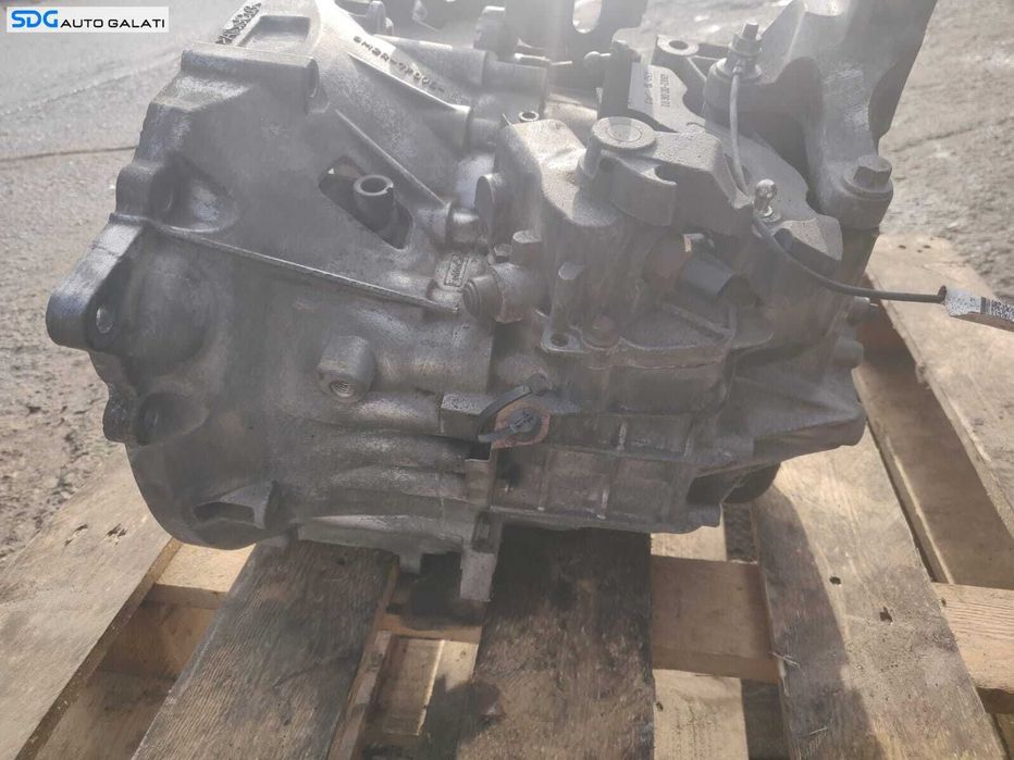 Cutie de Viteze Manuala 6 Trepte Ford Kuga 1 2.0 TDCI 2008 - 2012 Cod 6M2R-7F096-EC 8V4R-7002-AE