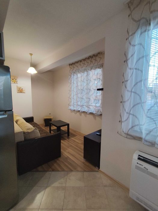 Дава се под наем Двустаен апартамент в Варна, Лятно кино Тракия - 56 кв.м за 331.5 € - Снимка #3