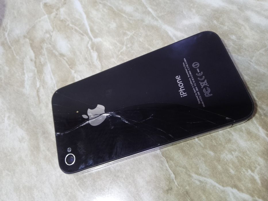 iPhone 4 iTunes korsatvotti