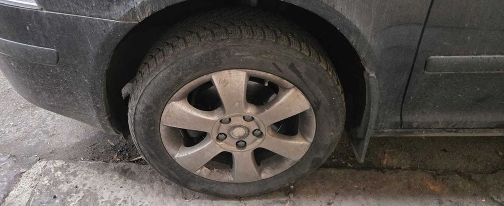 Anvelope iarna Bridgestone 205 55 R16