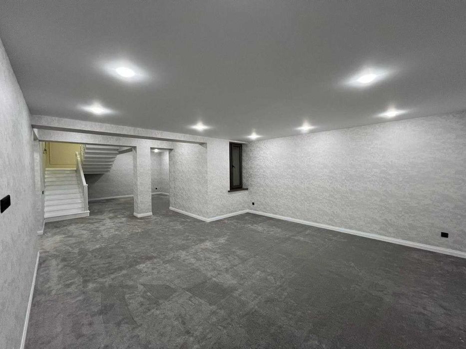 ПРОДАЕТСЯ 3 новых ЕвроДОМ 2,2 соток