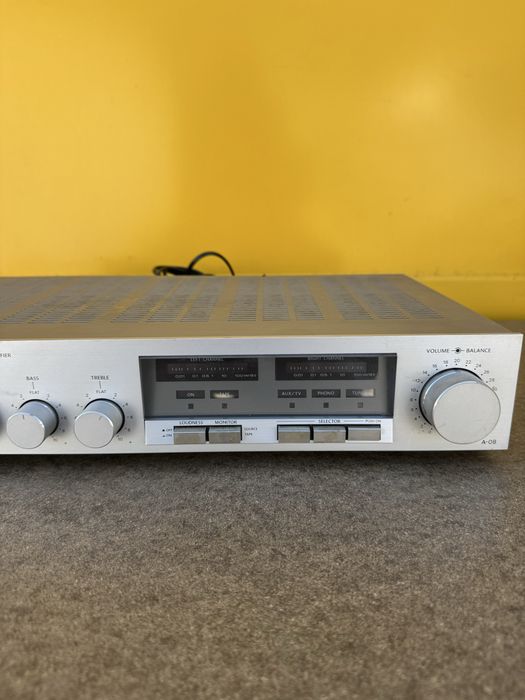 Vand amplifcator Onkyo A-08 Stereo