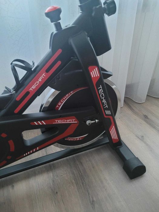 Bicicleta spinning TECHFIT SBK1500