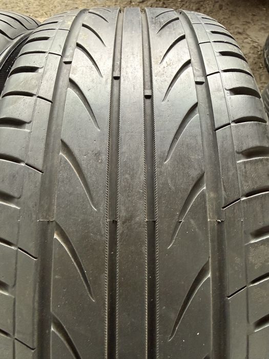 # Jante aluminiu VW Passat Arteon Tiguan Touran Skoda Superb Octavia cu anvelope de vara 235/40 R19