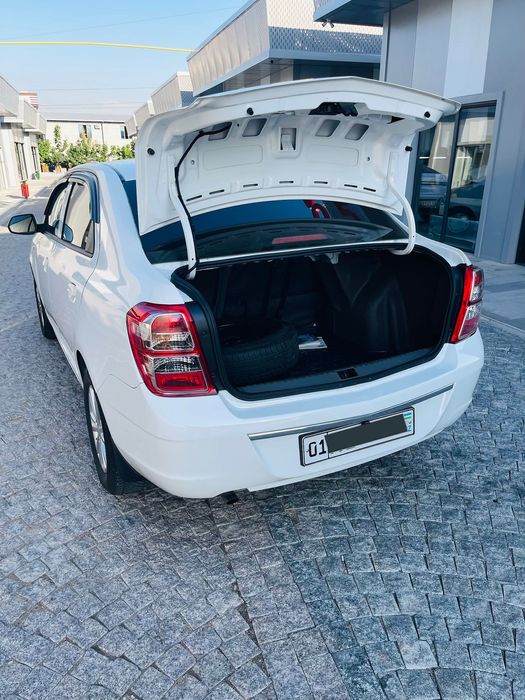 Chevrolet Cobalt 2025 — 5