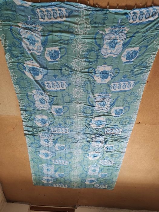 Продам шторы на кухню