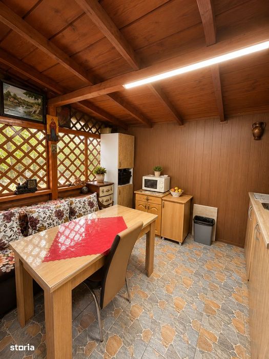Casă premium 4 camere de vânzare în zona Parcului Cornișa