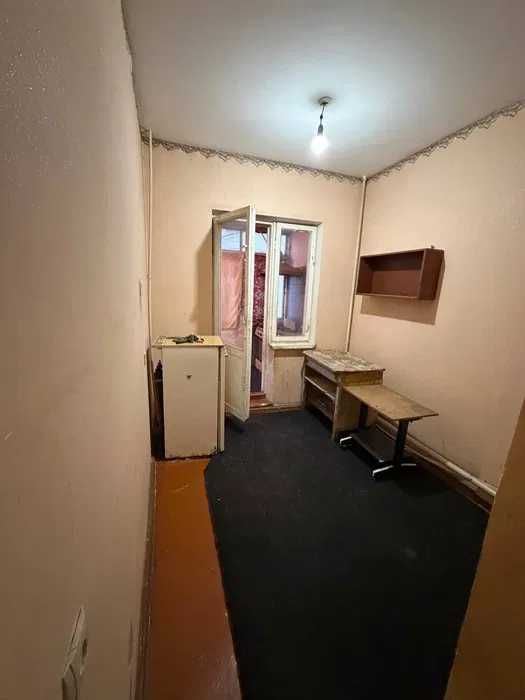 Арзон нархда 2 хонали квартира сотилади 6 микрн