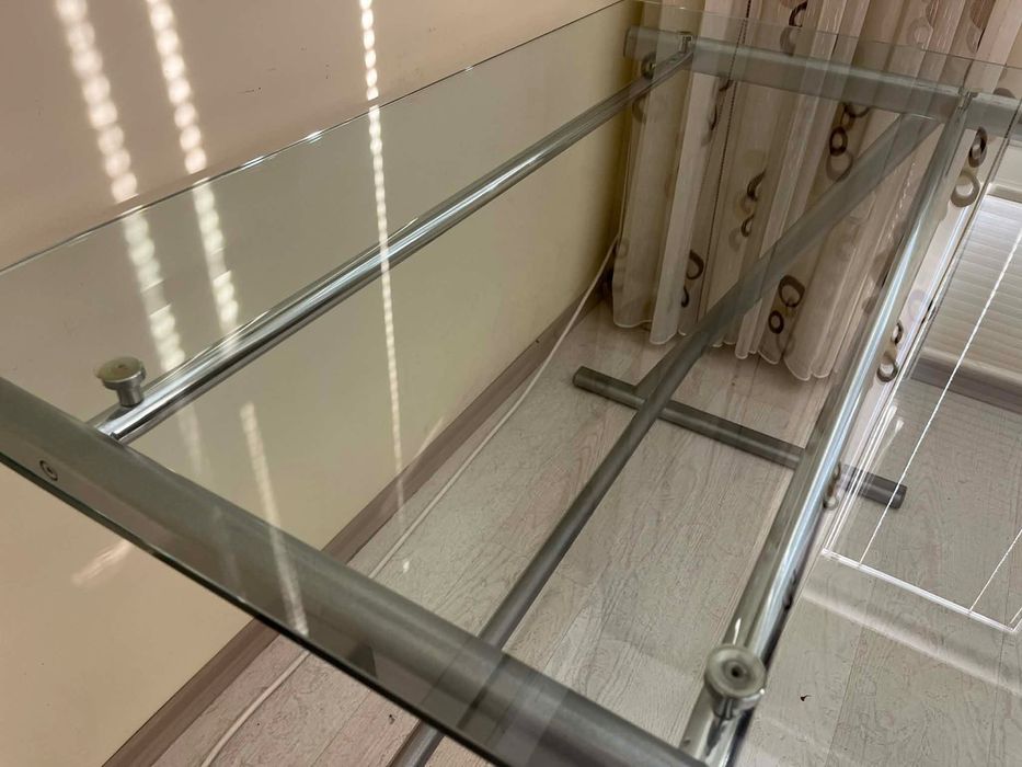 Стъклено бюро -120/70