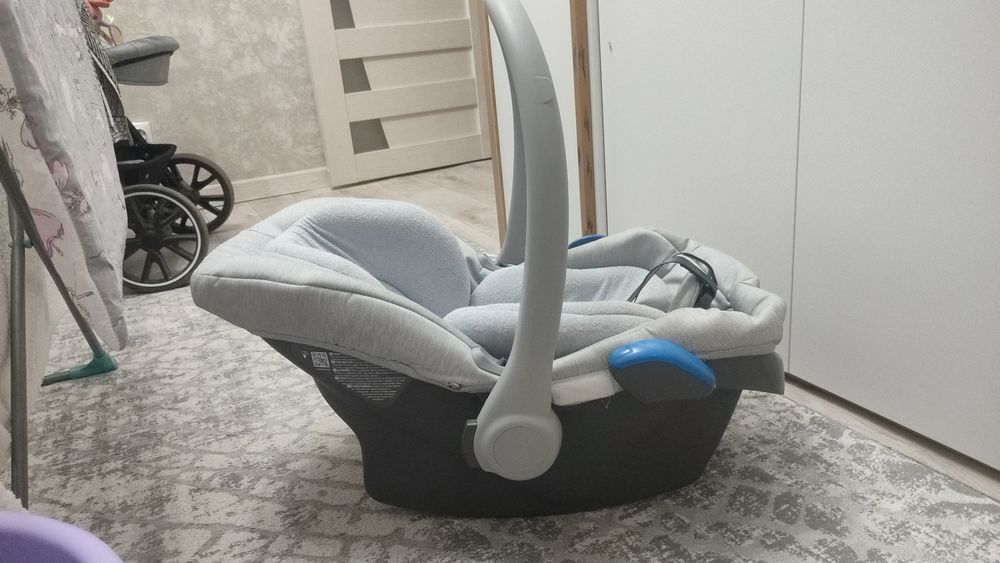 Продам автолюльку