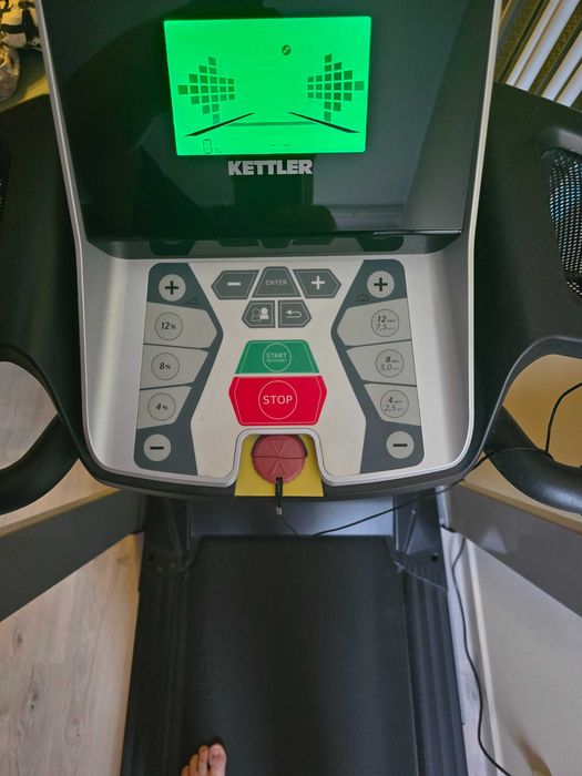 Бягаща пътека професионална KETTLER TRACK 5