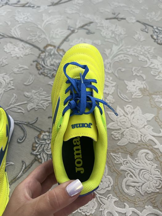 Футбольная обувь