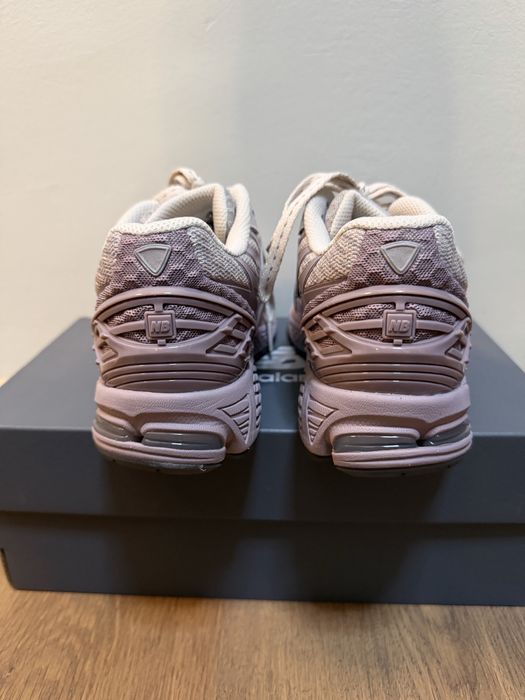 Чисто нови оригинални маратонки New Balance 38.5 номер и 39.5 номер