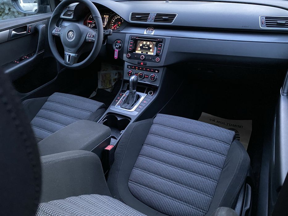 VWPassat Highline 2,0-Tdi-170-Cp-Bi-Xenon--Automată-padele-volan