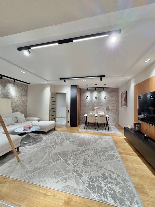 3х комн Шота Руставели 77м2