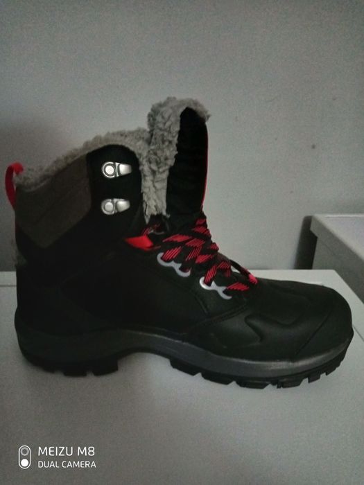 Трекинговые ботинки