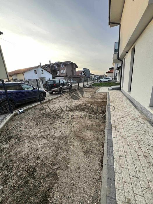 Продава се Къща в Пловдив, Беломорски - 350 кв.м за 1137 €/кв.м - Снимка #21