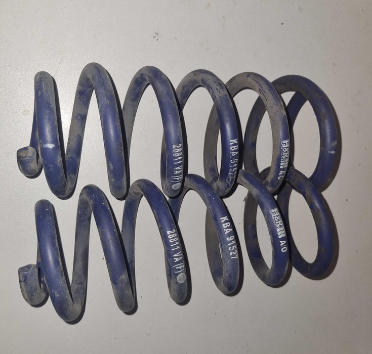 Два броя спортни пружини