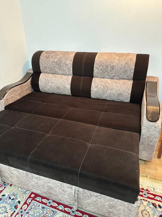Продается диван в отличном состоянии