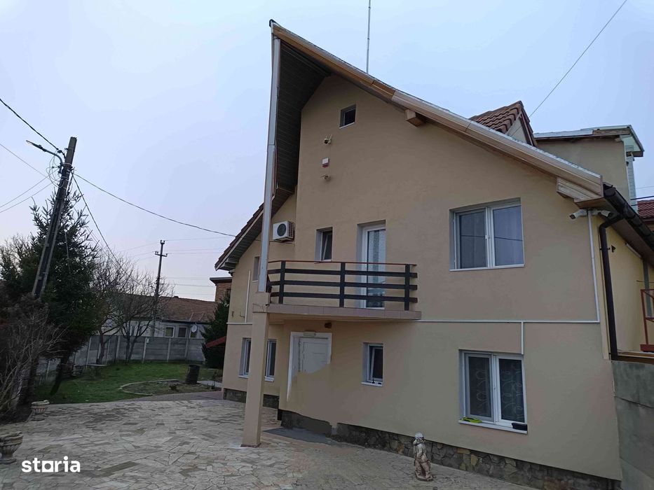 Cladiri autorizate ISU,18 camere,pretabil camin batrani/pensiun/cazare