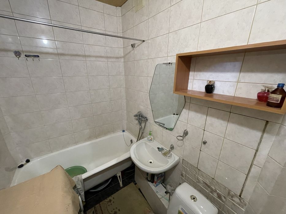 Продам 2шку на Мызы 25