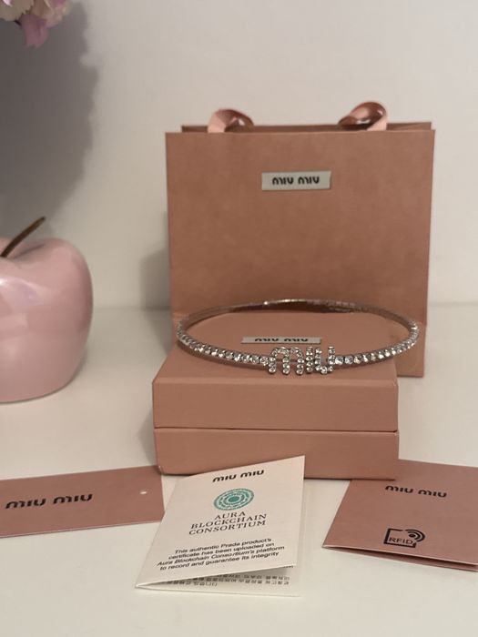 Colier Miu Miu superb