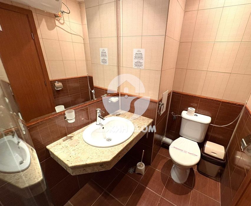 Просторен тристаен апартамент в к-с „Карлово“, к.к. Слънчев бряг