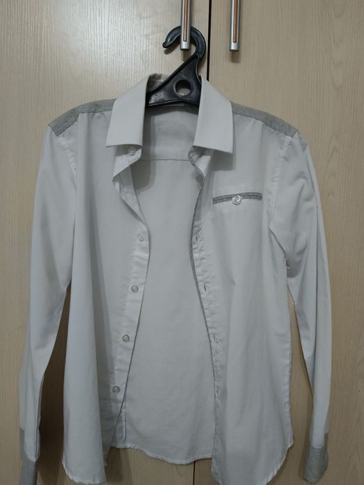 Школьные рубашки