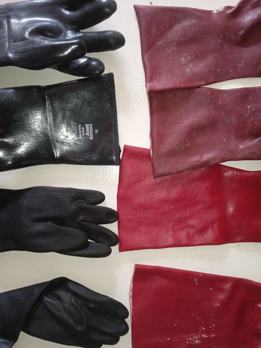 Гумени ръкавициии