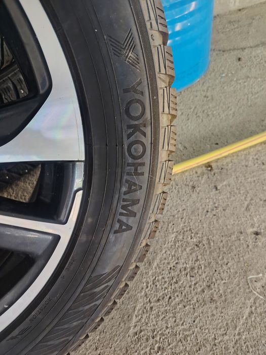 Продам диски. Состояние отличное.