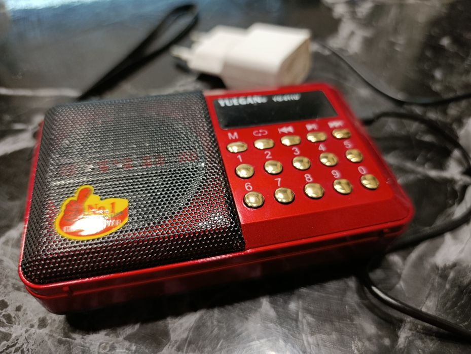 Радиоприемник портативный