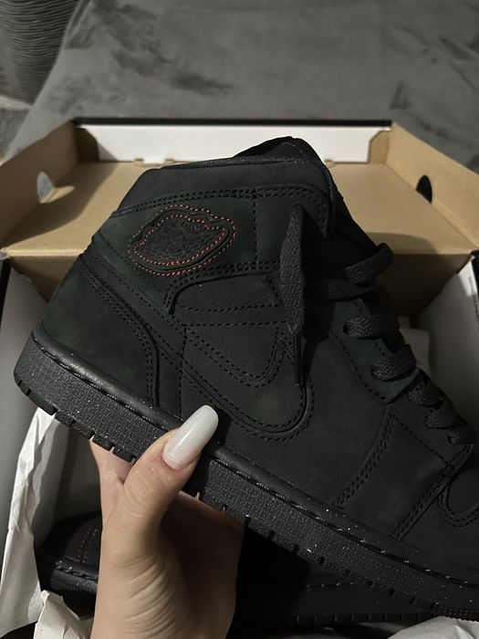 Air jordan 1 mid dk smoke gray