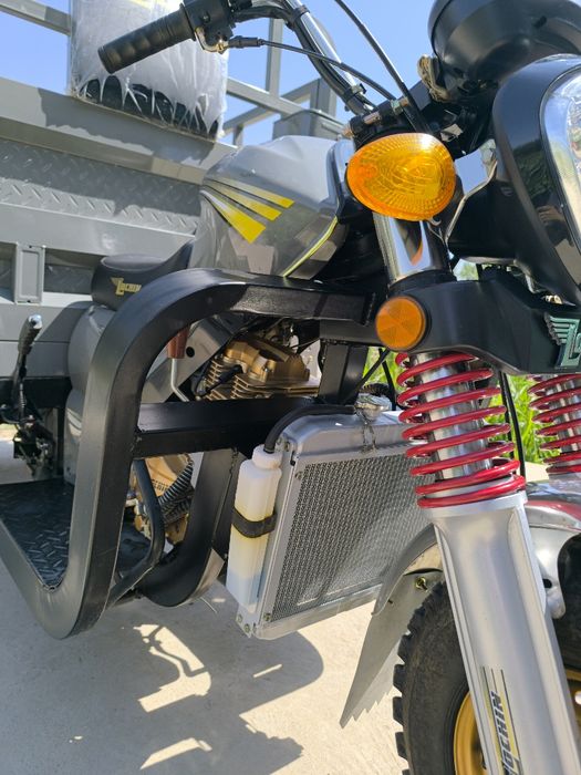 Lochin motor sotiladi