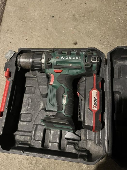 Продавам винтоверт Parkside 20v