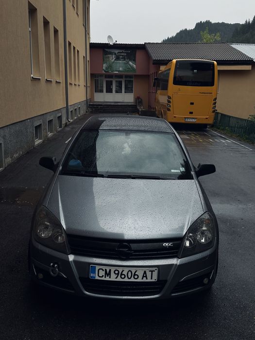 Броня и решетка за Опел Астра H